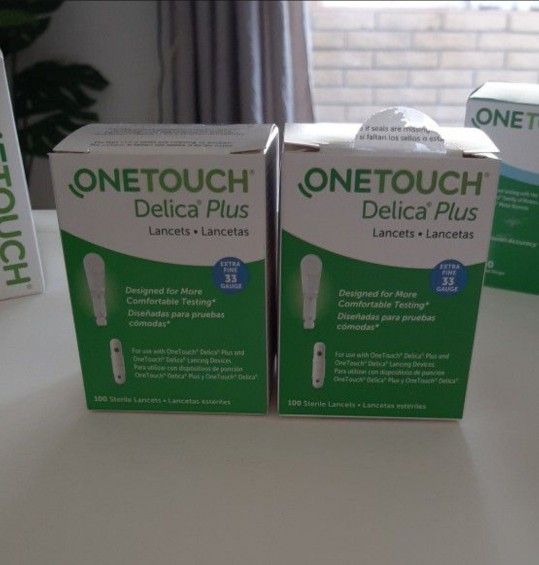 One Touch Ultra 2 Monitor, Test Strips, Lancets for Sale in Peoria