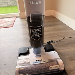 Shark Hydrovac (White)