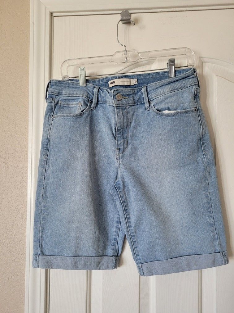 3 Pair Levi's Shorts. $20 Ea  or all 3 For $50