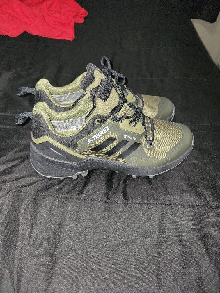 

Adidas Terrex Swift R3 Goretex Hiking Shoes
