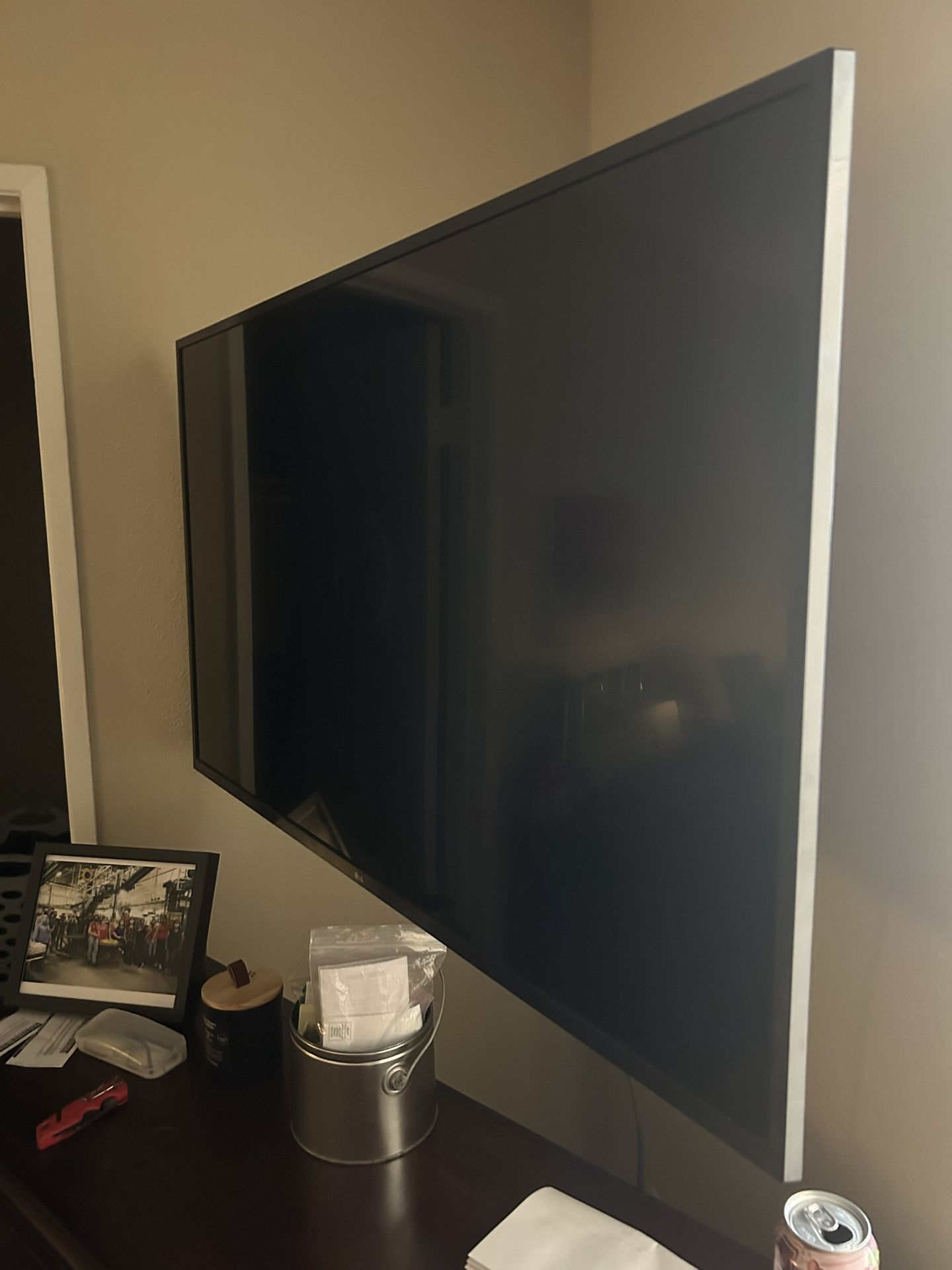 50” Lg Smart Tv