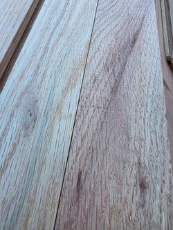 RED OAK SOLID HARDWOOD FLOORING
