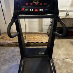 True Fitness Treadmill 
