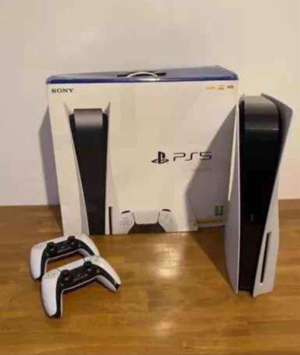 Sony PlayStation 5 Disc Edition PS5 New Working
Console, Controller, Headset