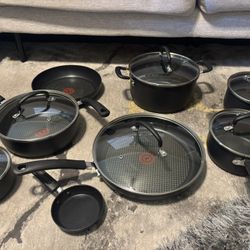 T-Fal Like New Pan Set 