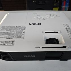 Epson® EX3280 XGA 3LCD Portable Projector