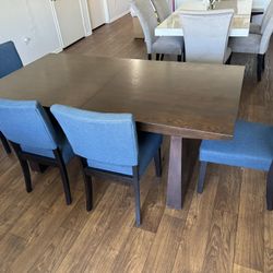 $200 USED- Wooden Dinning Set With Bench And 4 Blue Chairs