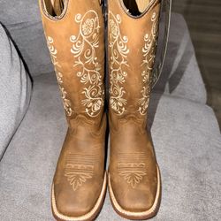 Brand New Cowgirl Boots 