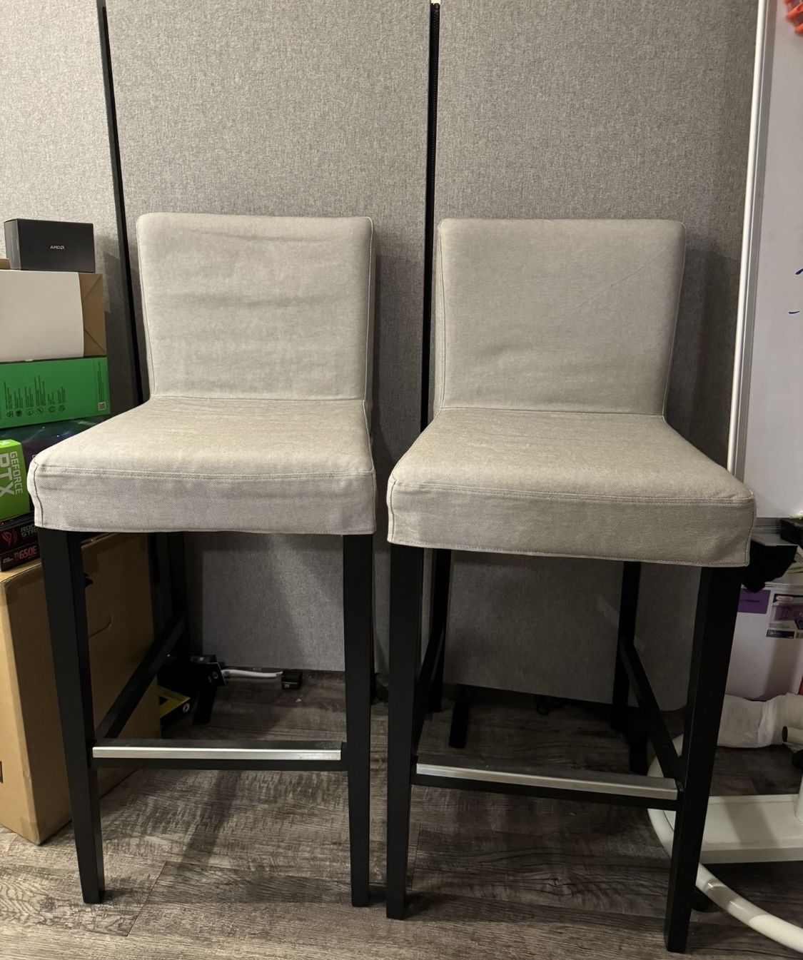 2 Beautiful Barstools!