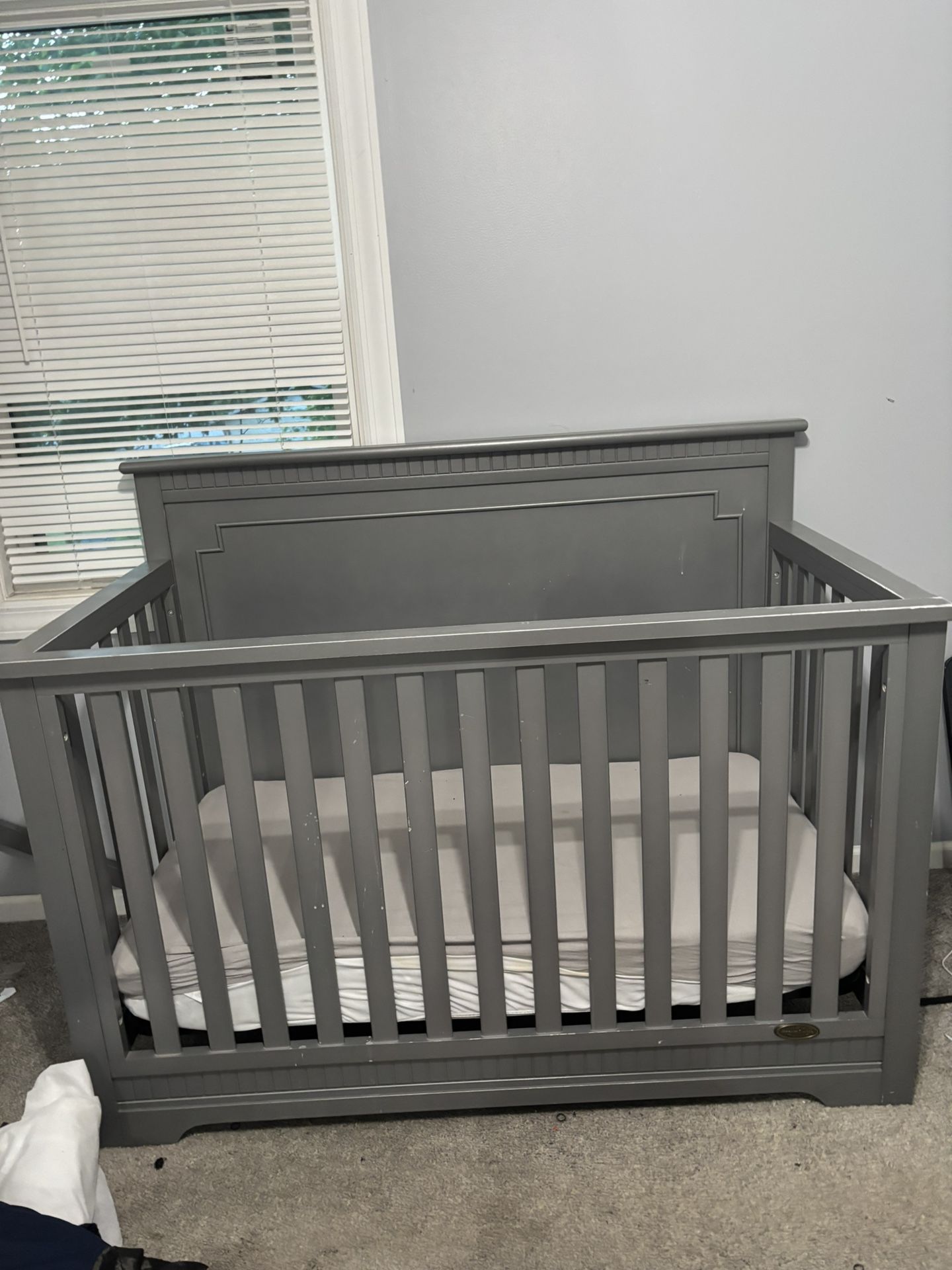 Fairly New Crib Ready To Go Asap 