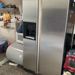 Whirlpool Refrigerator