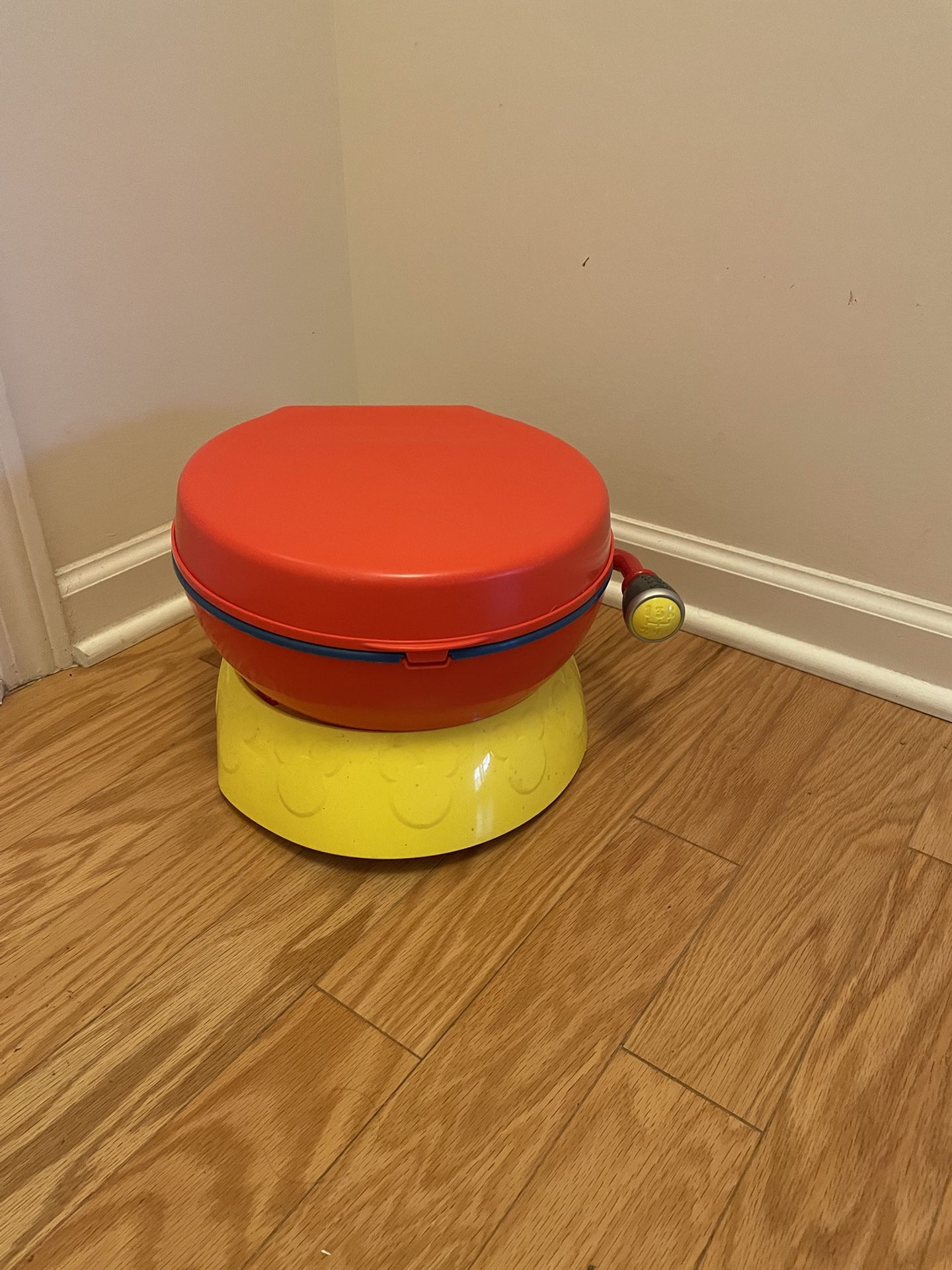 Disney Mickey Mouse Potty Training - Realistic Flushing & Cheering, NEVER Used