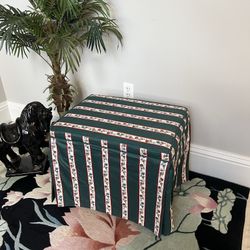 Cushioned Vanity Bedroom Bench Seat  W22”xD17”x H18.5”