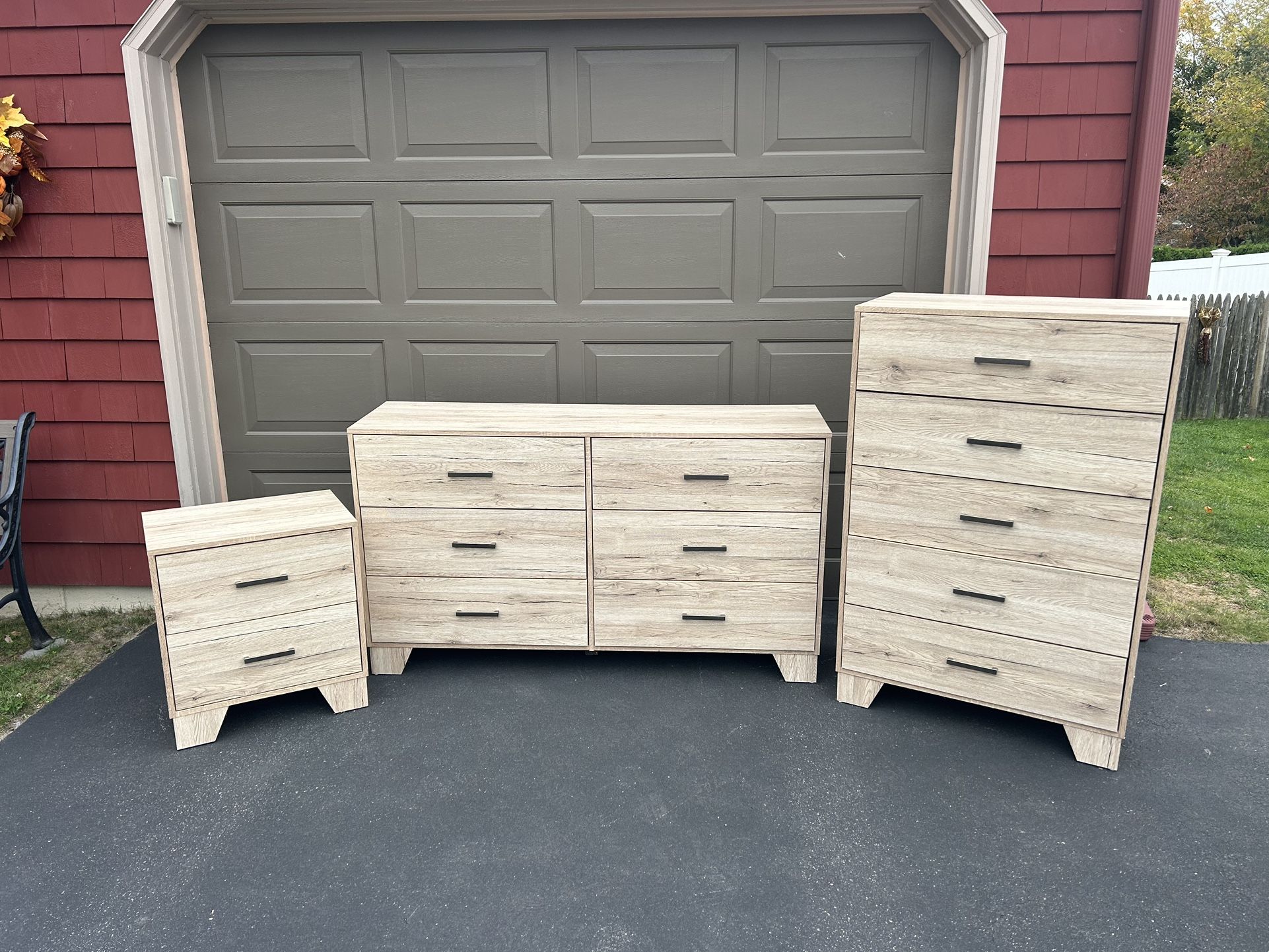 Bedroom Set (free)