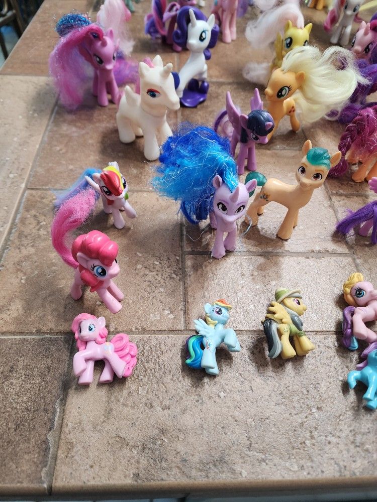 51 My Little Pony Assorted Sizes And Colors. Avobdale