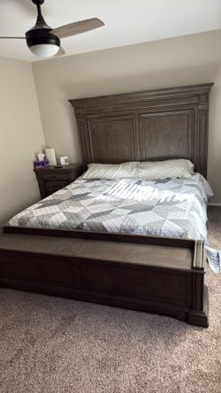 Less Than One Year Old King Sized Bed