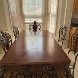 Selling Wooden Haverty's Dining Table