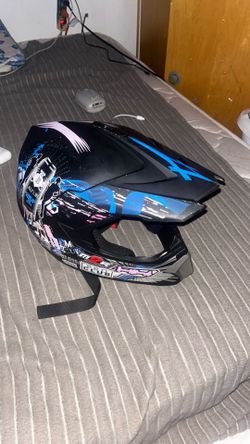 Dirt bike helmet