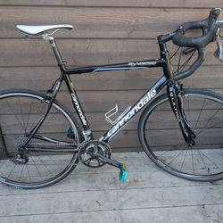 Cannondale Synapse Beautiful USA 56cm frame Shimano 105 road bike.