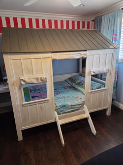 House Loft Bed
