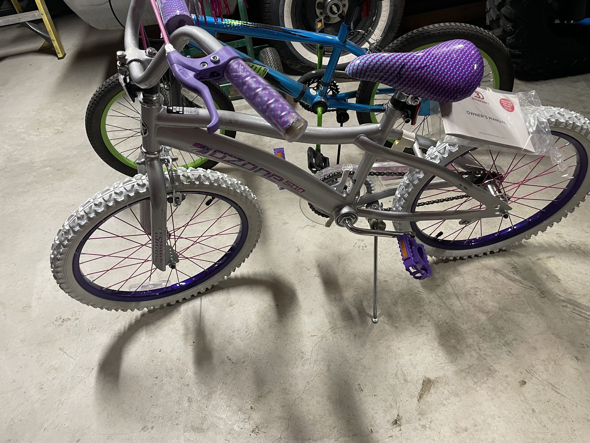 Girls bike 