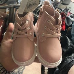 Brand New Infant Size 6 Boots