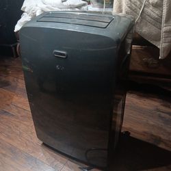  Air Conditioner LG $45 dls 