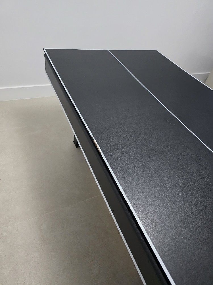 Pool Tables With All Accessories 