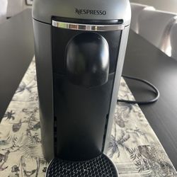 NESPRESSO VERTUO PLUS 