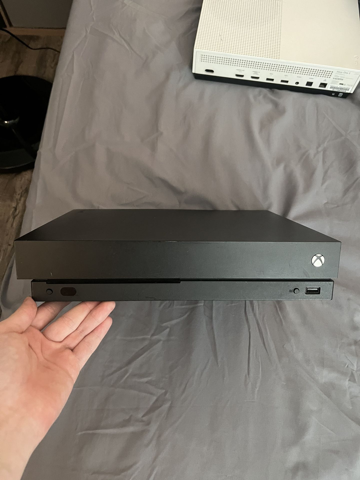 Xbox One X – 4K Gaming – Updated – Fortnight Tested