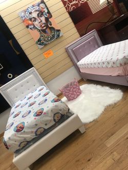 BRAND NEW ICED OUT TWIN BED