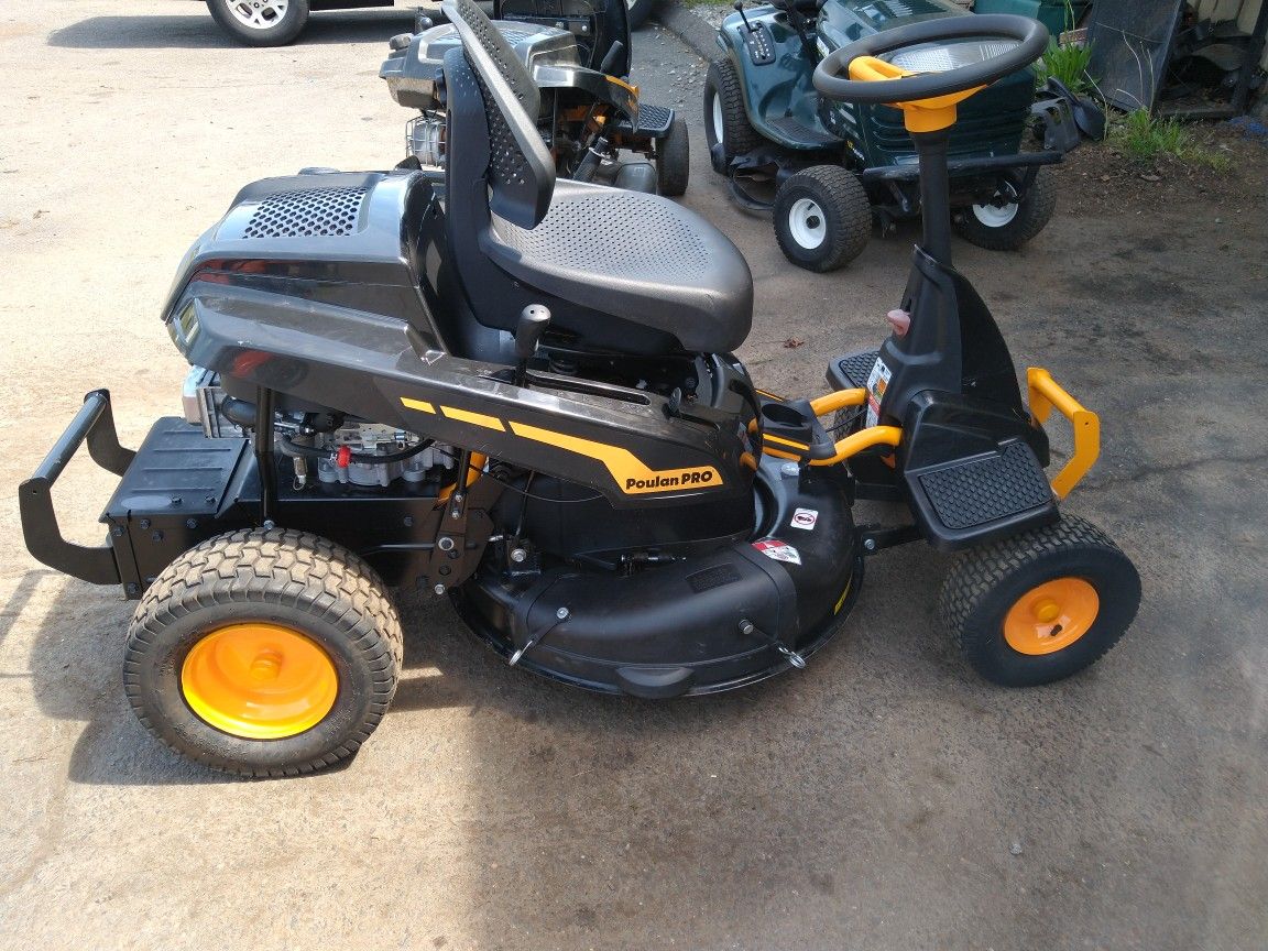 For Sale 02 Poulan Pro PB301 has a 30