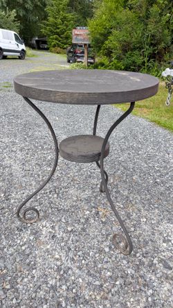 Metal table