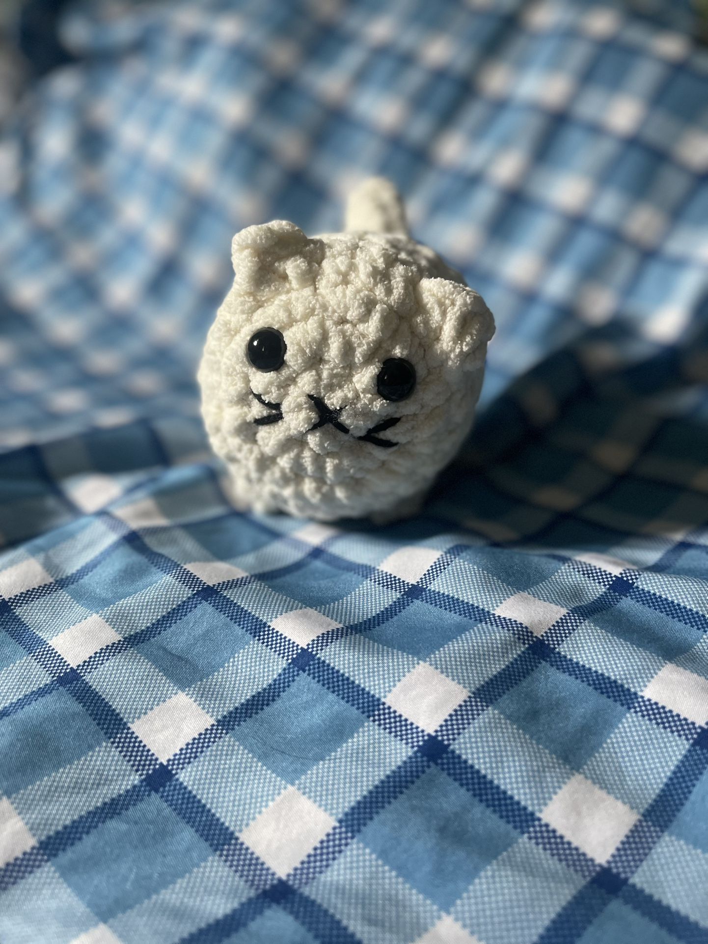 White Crochet Loaf Cat