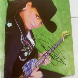 🎸 Terri Clark Signed Photo – Authentic Country Music Autograph