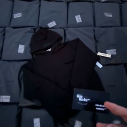 Essential Hoodie Black Size Medium Authentic
