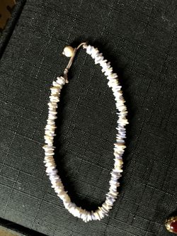 Puka shell necklace choker