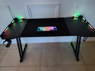 Carbon Fiber Desk (Black) RGB