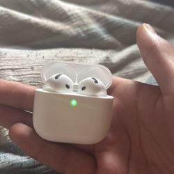 Apple AirPods Gen3