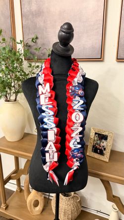 Graduation lei
