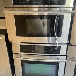 JENN-AIR FLOATING GLASS & Silver Glass Microwave Wall & Oven Combo Black