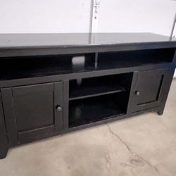 Large Wood TV Stand L58W17H28 Inch