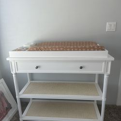 Serena & Lily Console / Baby Changing Table 