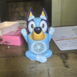 Bluey bubble Machine 