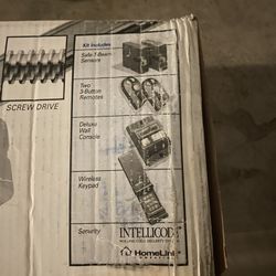 Brand New Genie 1/2 Hp Screw Drive Garage Door Opener