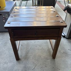 Free End Table 