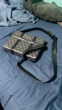 Gucci Ophildia GG Supreme Crossbody Bag