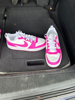 Nike Sneaker 7