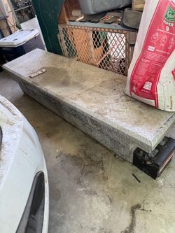 aluminum truck bed tool box