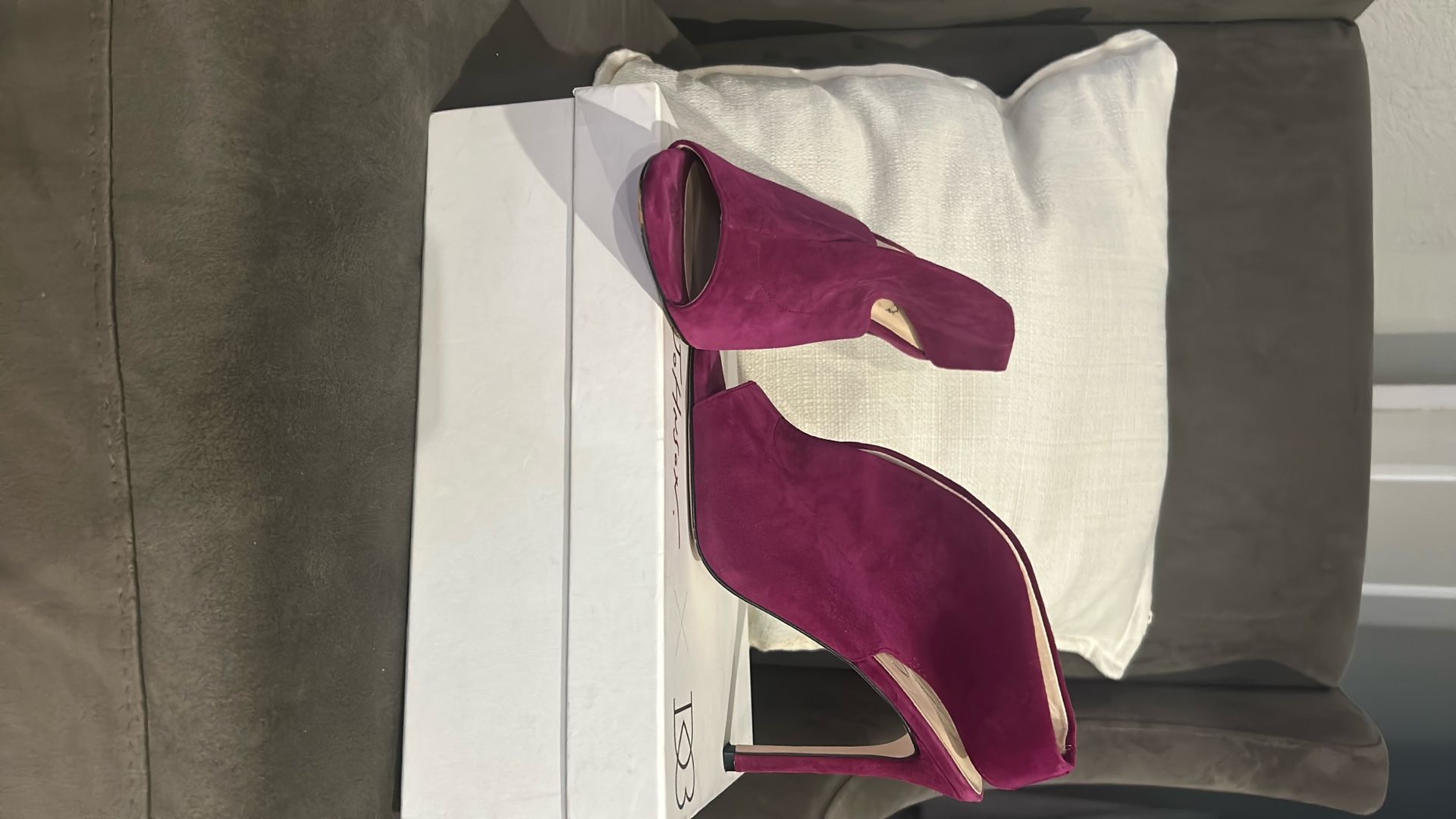 Jessica Simpson Pink Fuchsia Heels
